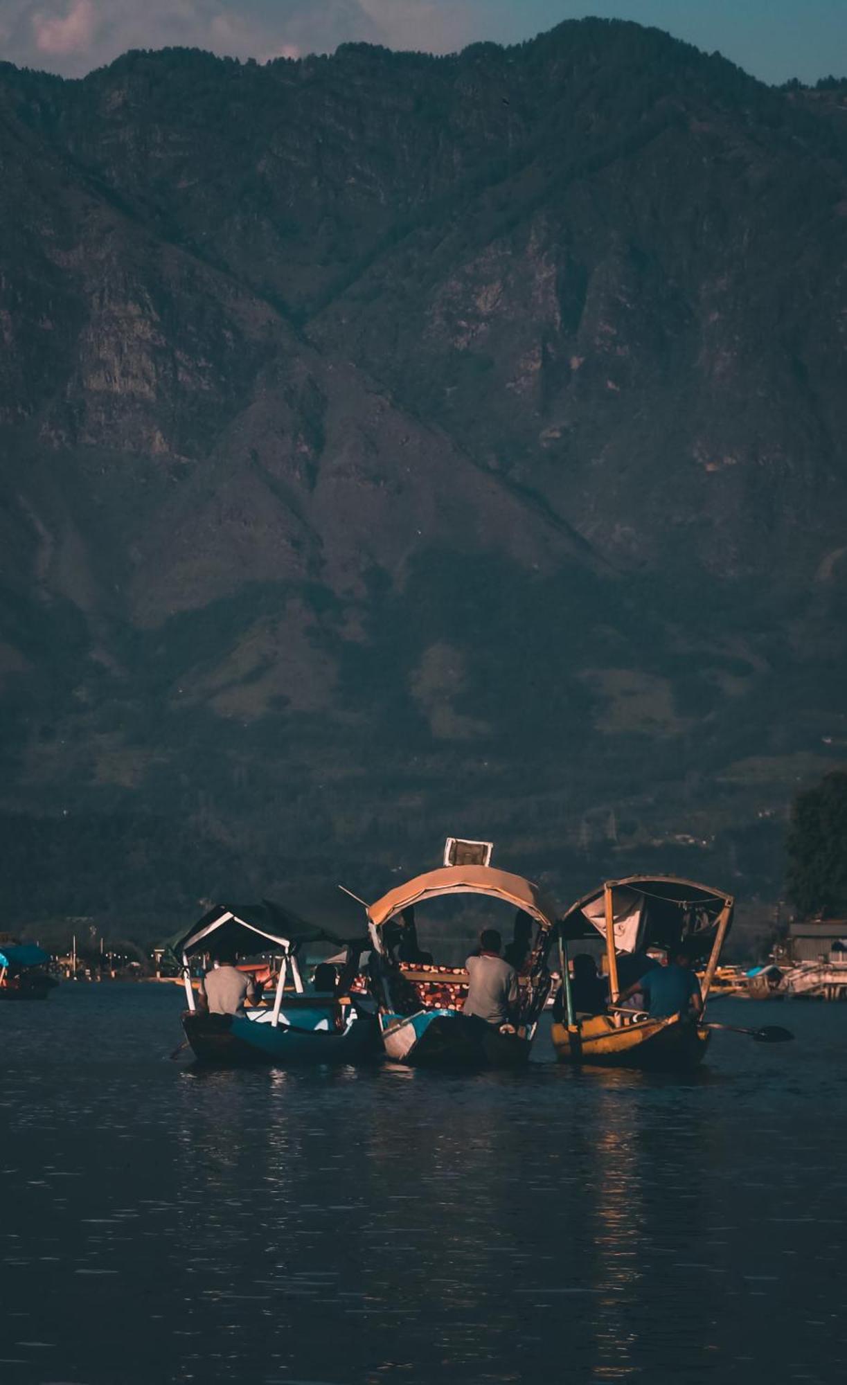 Heritage Amina Group Of Houseboats Hotel Srinagar  Luaran gambar