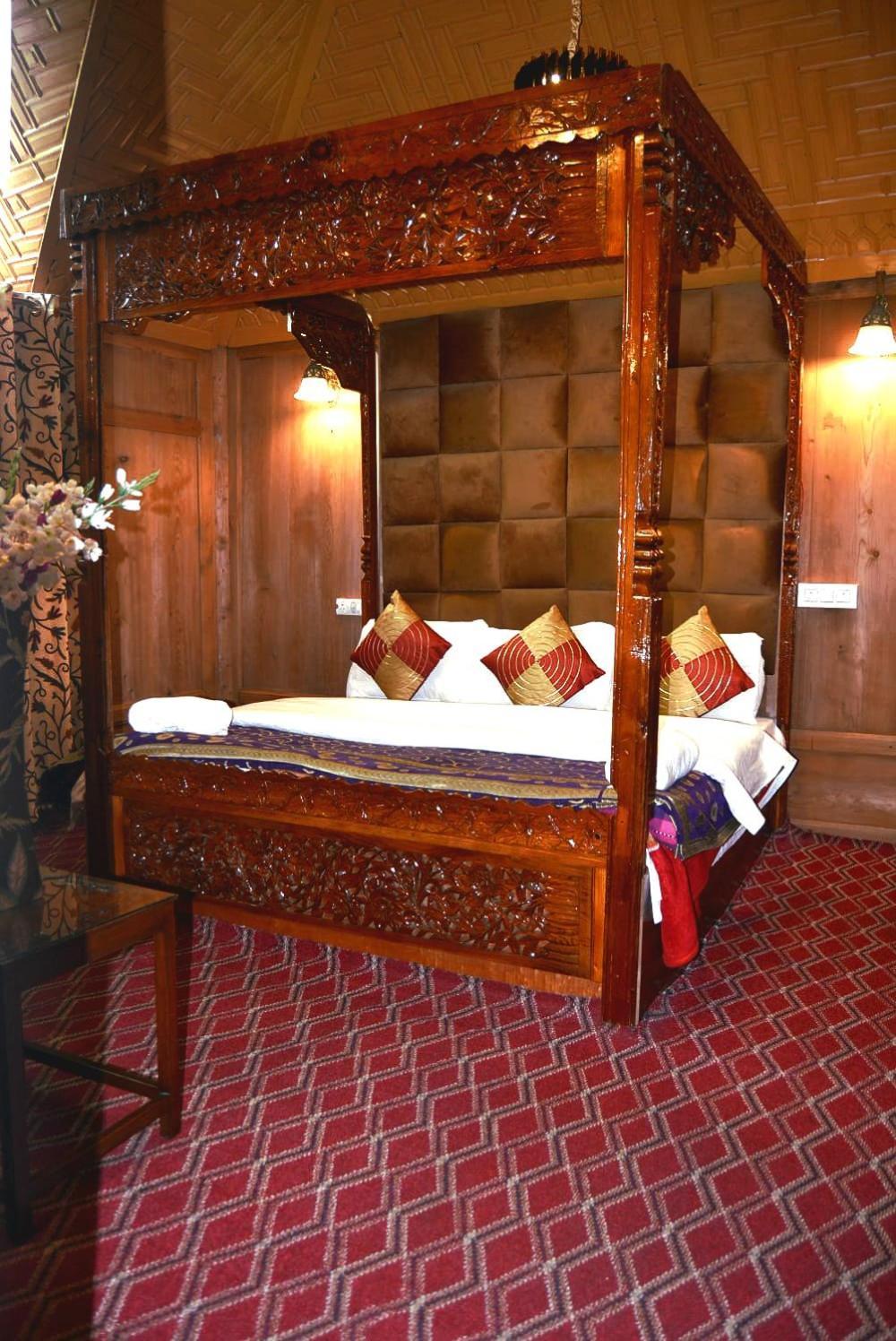 Heritage Amina Group Of Houseboats Hotel Srinagar  Luaran gambar