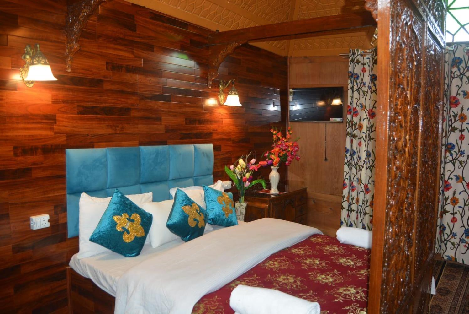 Heritage Amina Group Of Houseboats Hotel Srinagar  Luaran gambar