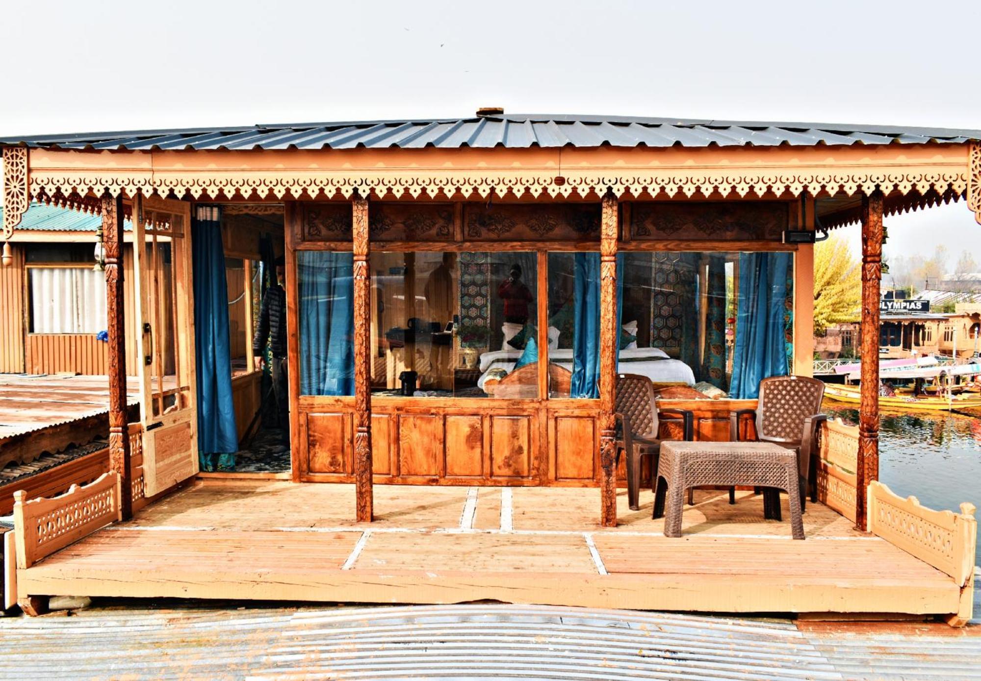 Heritage Amina Group Of Houseboats Hotel Srinagar  Luaran gambar